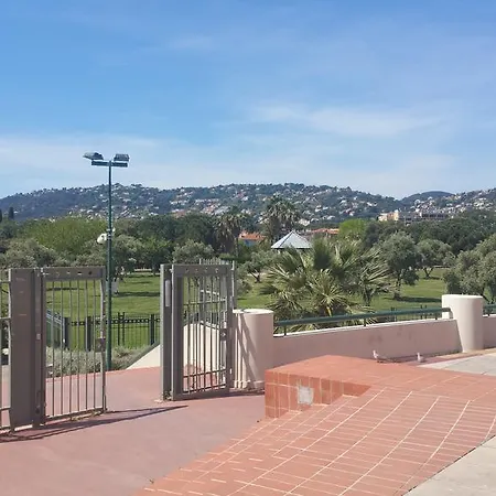 Les Alizes Appartement *